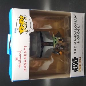 Star Wars The Mandalorian With Grogu Funko POP! Hallmark Ornament